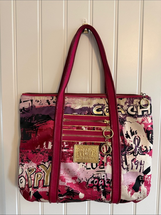 Coach Handbags - Coach Poppy Pink and Fuchsia Graffiti Canvas Tote with Gold Hardware